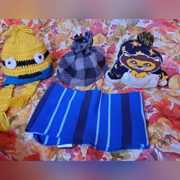 Vintage Bundle of 4 Winter Hats Beanies Kids Boys - Picture 4 of 16